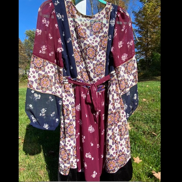 Mauve Boho Peasant Dress - Picture 4 of 4